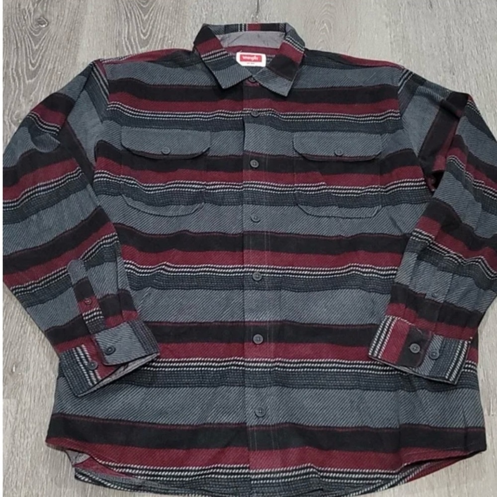 Wrangler Striped Flannel  Shirt‎ Side Pockets Button Up Size S very soft